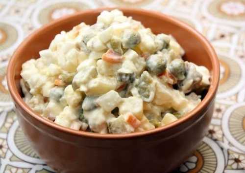 салат с крабовыми чипсами: как его приготовить